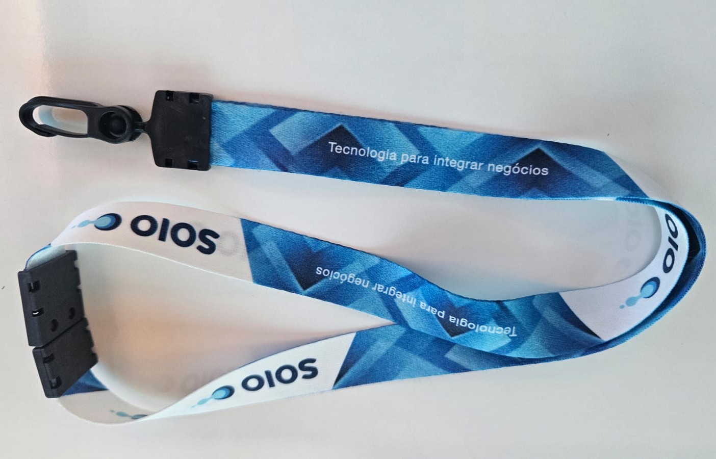 Cordão Personalizado 20mm frente e verso Mosquete Plastico - com Trava de segurança